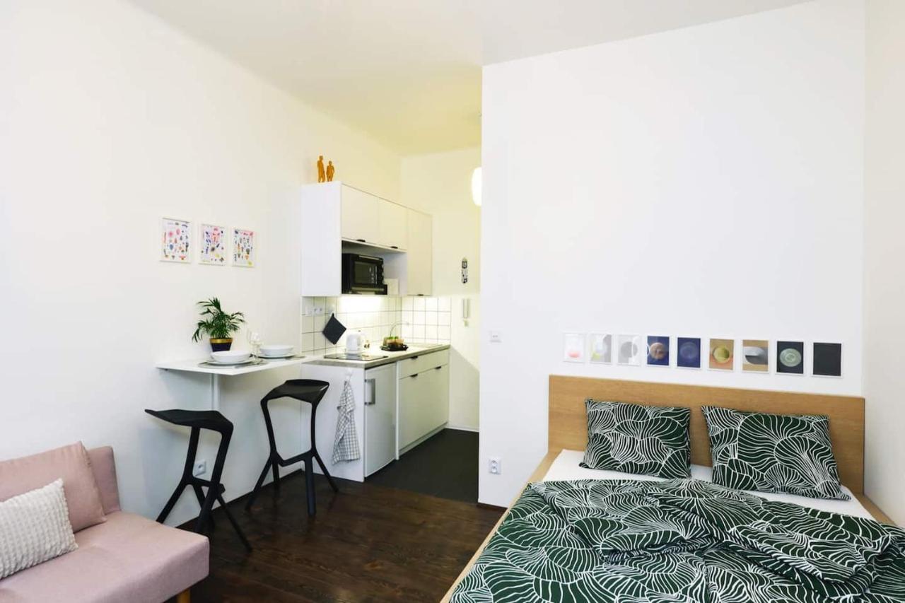 Lazy Sofa ° Apartment Hradec Králové エクステリア 写真